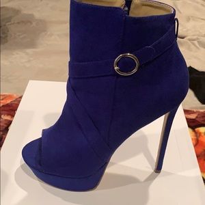 Cobalt Blue platform heels from JustFab.